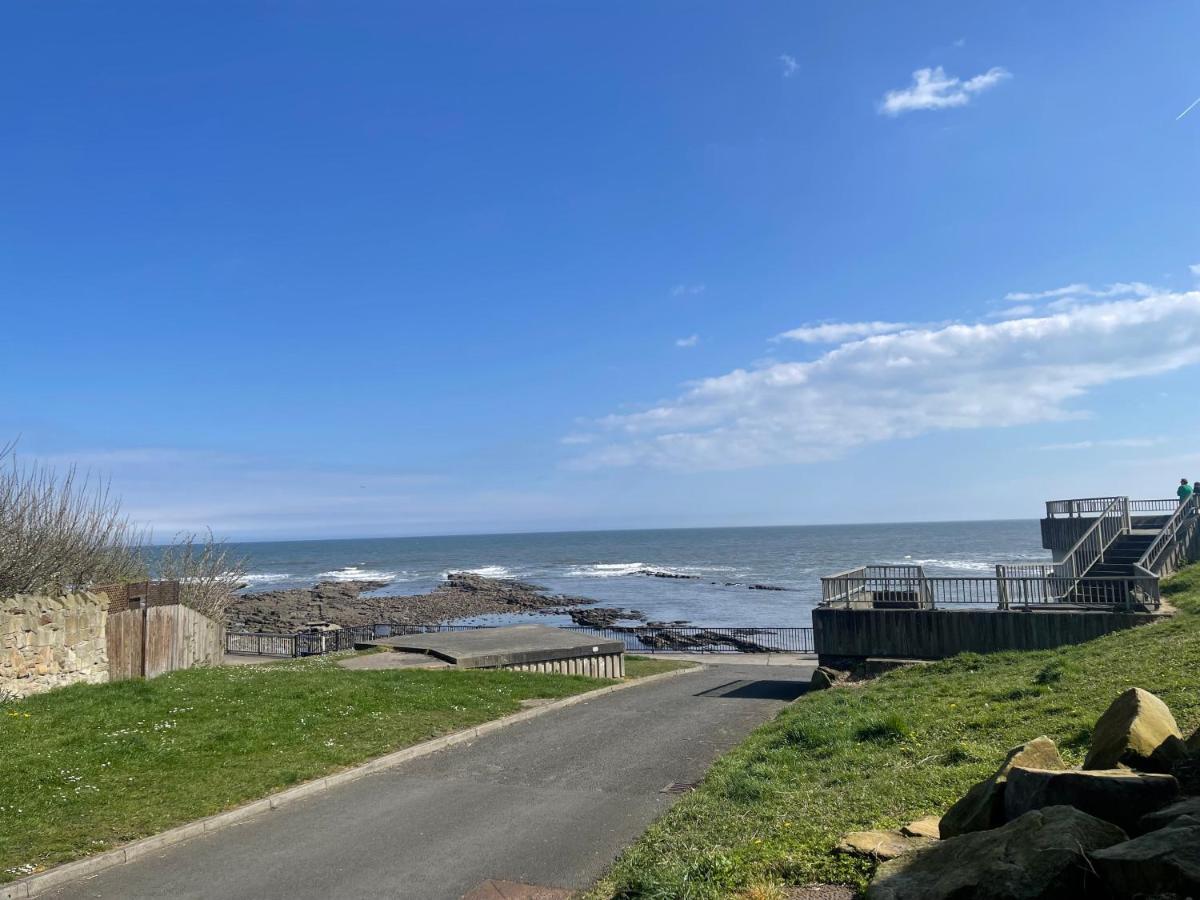 Cliff Haven, Sea View Holiday Home. Cullercoats エクステリア 写真